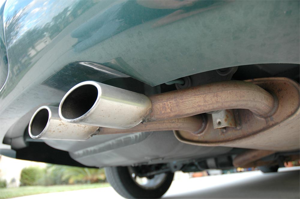 Symptoms of a Bad or Failing Exhaust Pipe/Tube